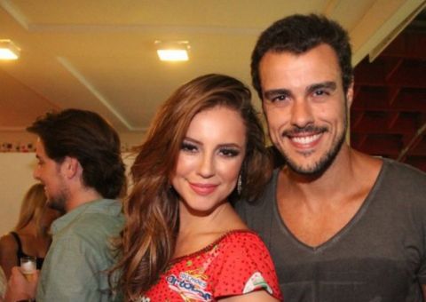 Joaquim Lopes passa por climão ao entrevistar ex Paolla Oliveira e web não perdoa 