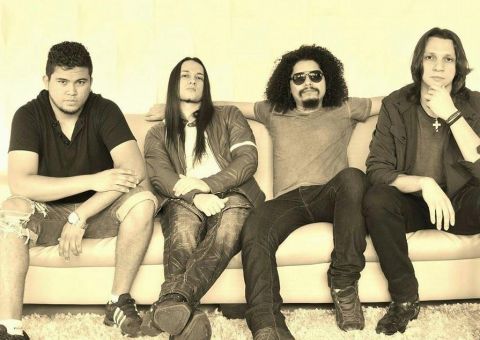 Hard rock e heavy metal agitam sábado do Porão