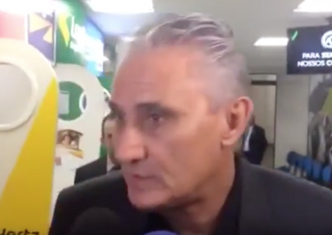 VÍDEO: Não me lembro de momento mais triste no futebol, diz Tite 