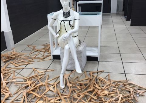 Em Manaus, bando faz “a limpa” em loja e o prejuízo estimado é de R$ 80 mil 