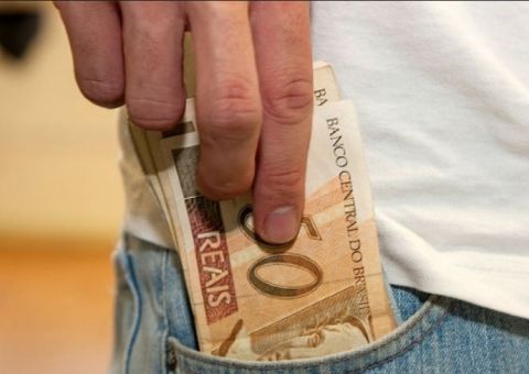 Receita abre consulta ao último lote de restituição do IR 2016 no Amazonas