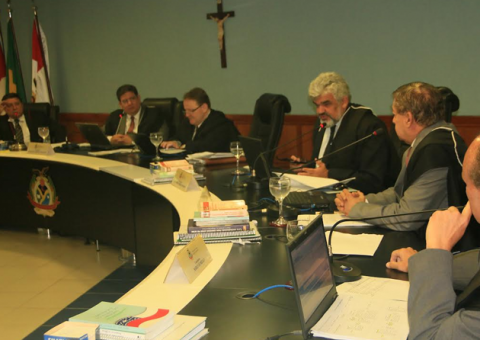  Prefeito de Tabatinga é condenado a devolver R$ 35 milhões  aos cofres públicos