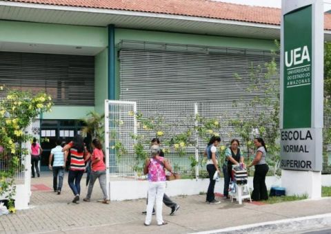 UEA aplica prova de vestibular neste domingo 