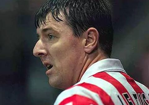 Ex-jogador inglês revela que foi abusado no início da carreira