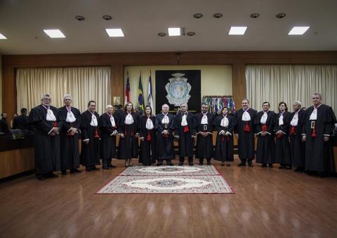 Tribunal de Justiça do Amazonas empossa vigésimo desembargador da Corte