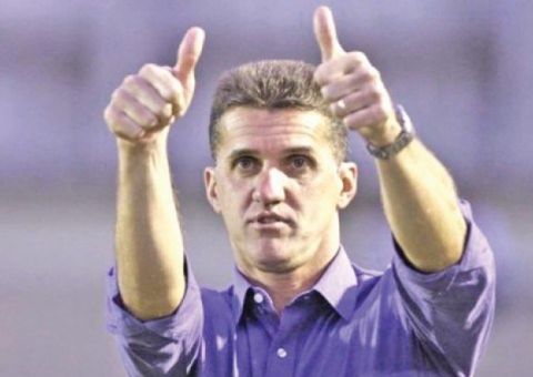 Agora é oficial, a Chape já tem um novo treinador