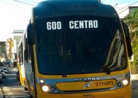 Após assaltar ônibus, homem é preso em Manaus