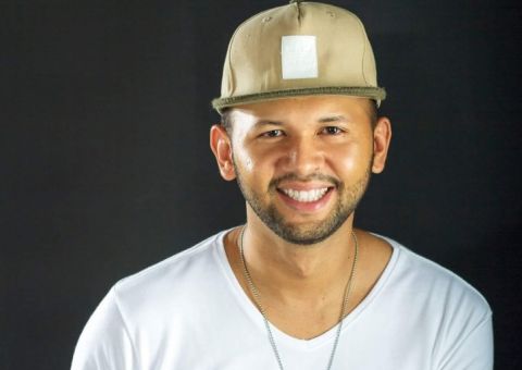  Uendel Pinheiro lança seu segundo CD neste sábado