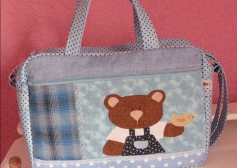  Em Manaus, Mulher é presa com cocaína e oxi em bolsa de bebê