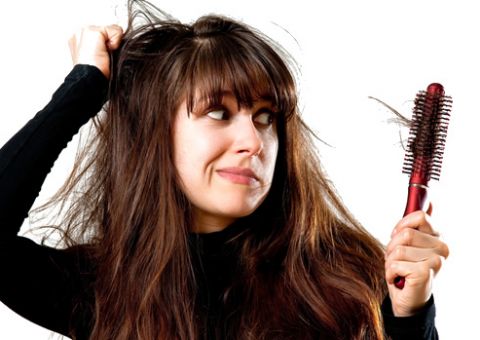 Queda de Cabelo: Saiba a hora de se preocupar
