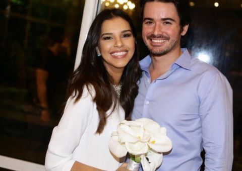 Mariana Rios aparece pela 1ª vez com novo namorado