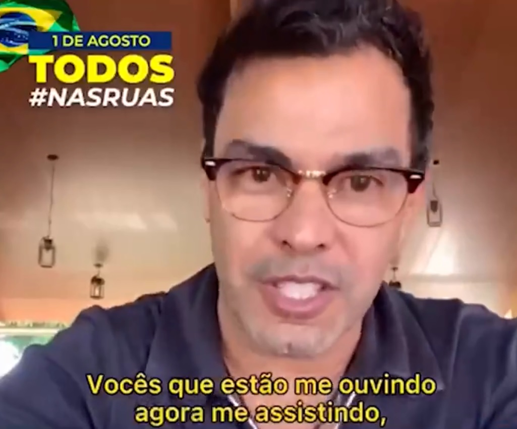 Em vídeo, Zezé Di Camargo defende Bolsonaro e pede voto impresso