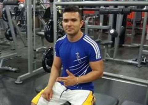 Família e amigos procuram por rapaz desaparecido em Manaus