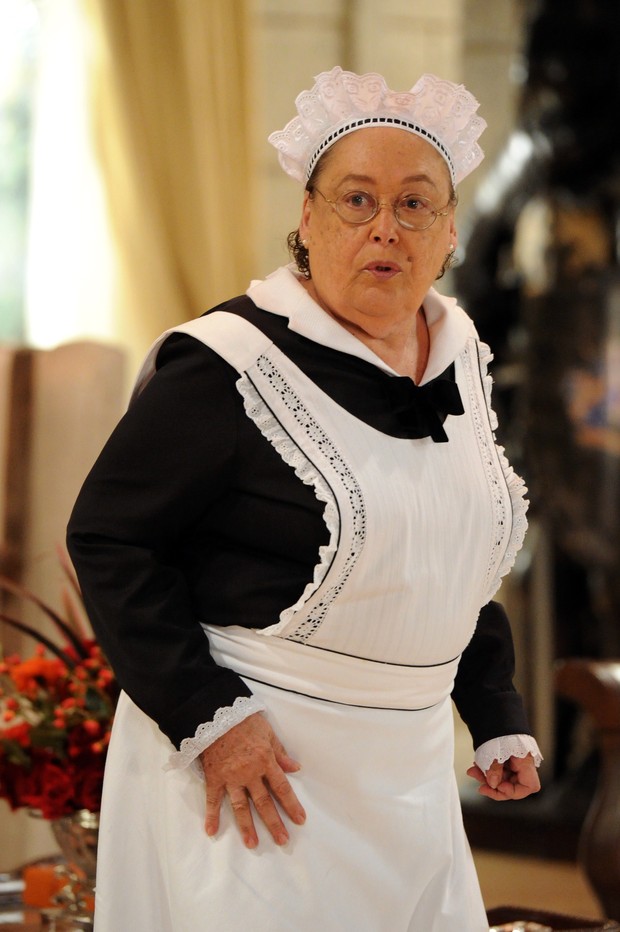 Atriz Marilu Bueno é internada em estado grave no Rio 