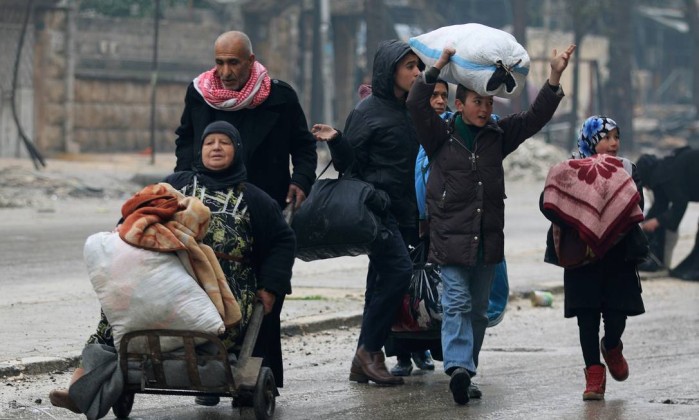 Famílias pedem autorização para matar filhas e evitar estupro em Aleppo