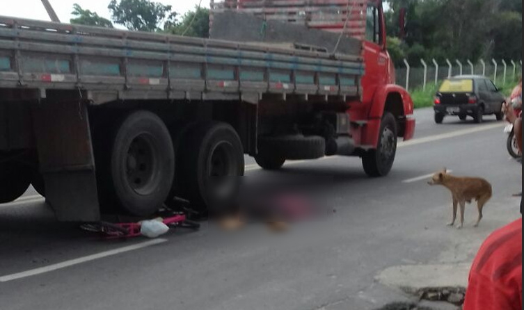Adolescente morre após ser esmagado por caminhão em Manaus