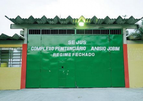 Detentos fazem confusão durante revista no Compaj e polícia é acionada