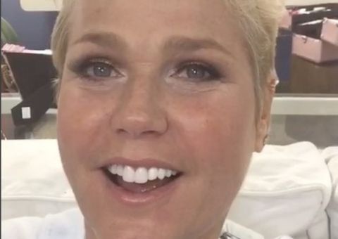 Xuxa é chamada de velha na internet e rebate