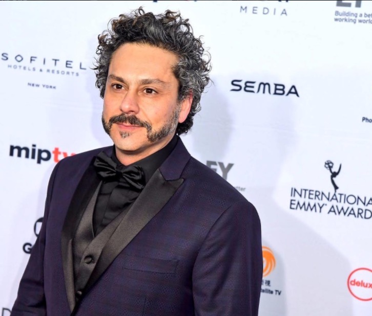 Alexandre Nero comemora 1 ano do filho com meme fofinho