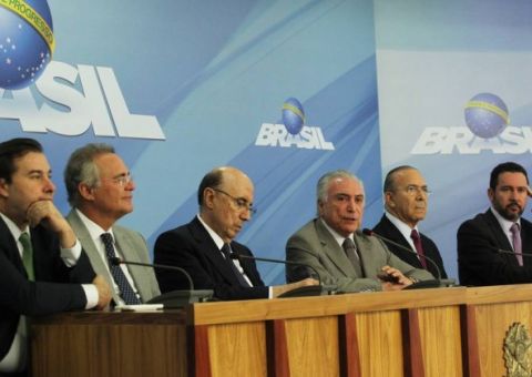 Pacote do governo prevê melhor remuneração do FGTS e mudanças no cartão de crédito
