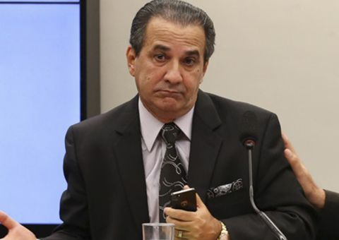 Silas Malafaia é levado pela Polícia Federal por suspeita de fraude 