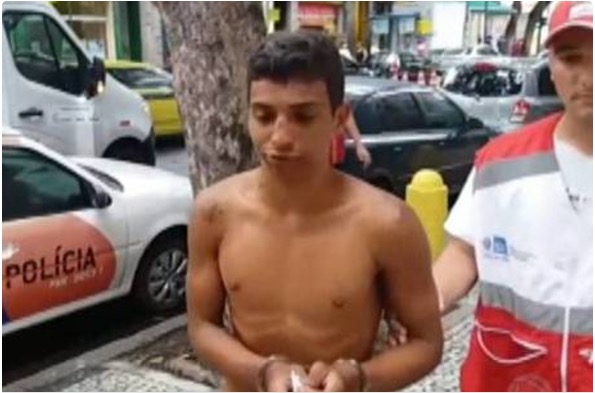 Após assalto homem empurra mulher de viaduto