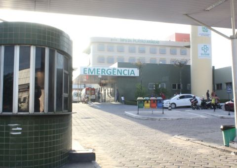 Grupo espanca homem e atira contra grávida em Manaus 