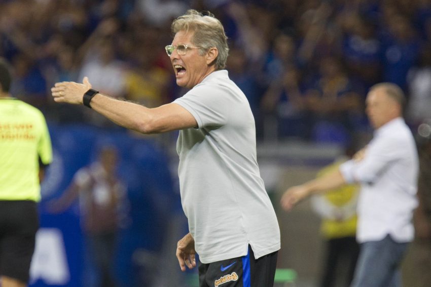 Oswaldo desabafa sobre demissão  e detona presidente do Corinthians