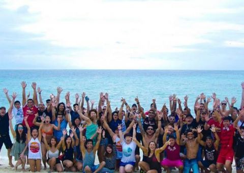 Patrão oferece festa a funcionários em resort  e gasta valor surpreendente