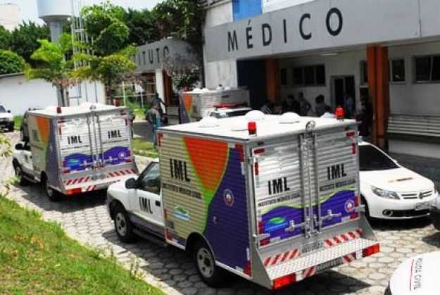 Em Manaus, menina é detida suspeita de matar o avô com golpe de faca