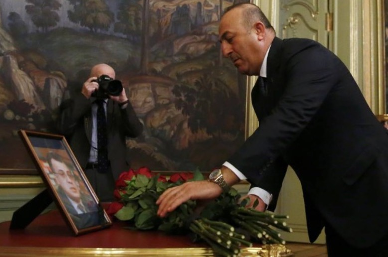 Seis pessoas são detidas em investigação sobre assassinato de diplomata russo 