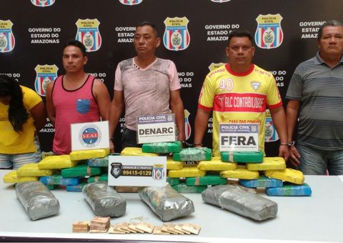 Quinteto é preso com 40 quilos de drogas em Manaus 