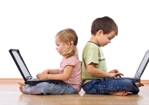 Internet: benefício ou prejuízo para os pequenos?