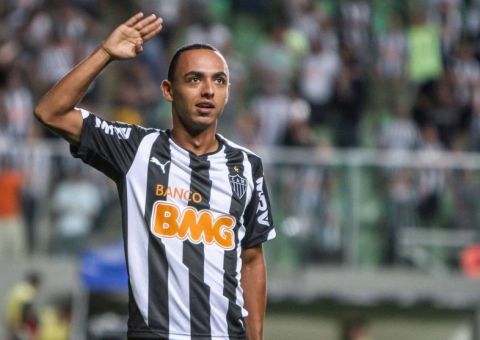 Atlético - MG empresta jogador de graça para a Chape