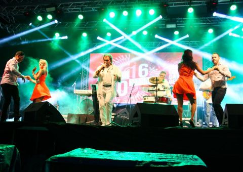 Ritmos variados abrem a programação do Ano novo em Manaus 