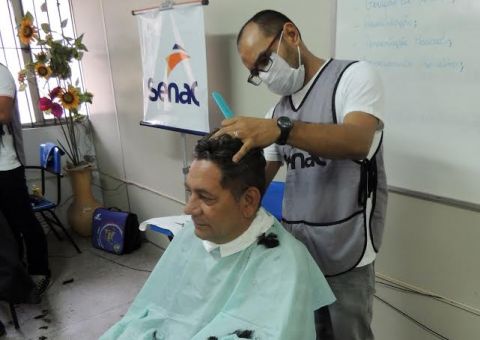 Sine disponibiliza serviço de corte de cabelo  