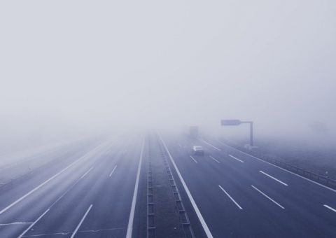 Criança morre após ser atropelada por bandido que fugia da PM