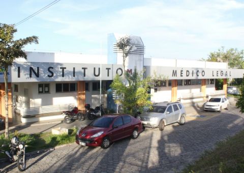 Homem é executado com mais de 10 tiros na Zona Leste de Manaus 