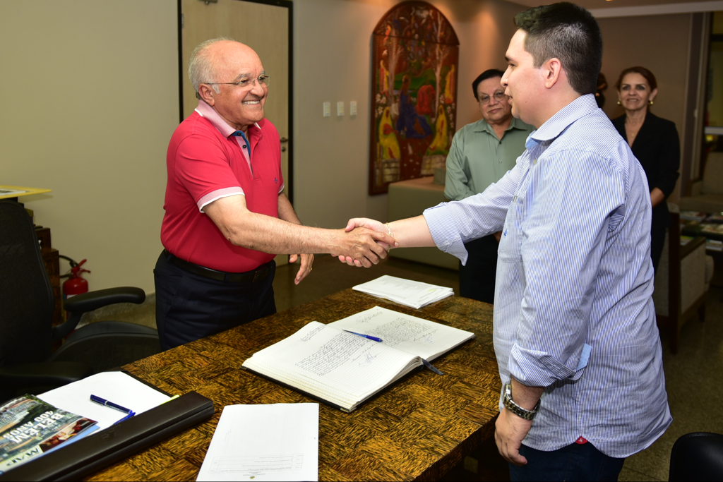 Breno Ortiz toma posse como novo titular da Secretaria de Trabalho e Emprego