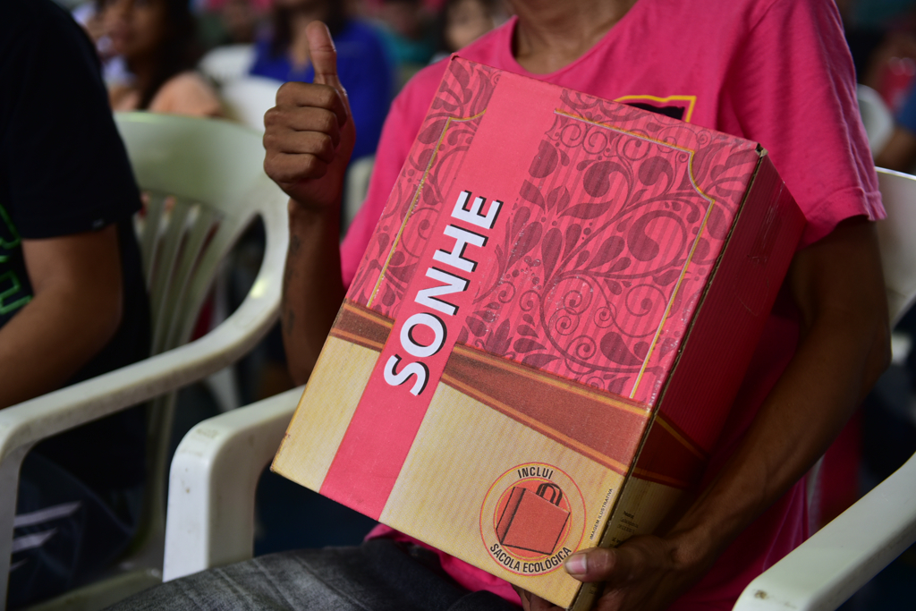 Crianças e Adolescentes em situação de risco recebem cestas básicas do Governo