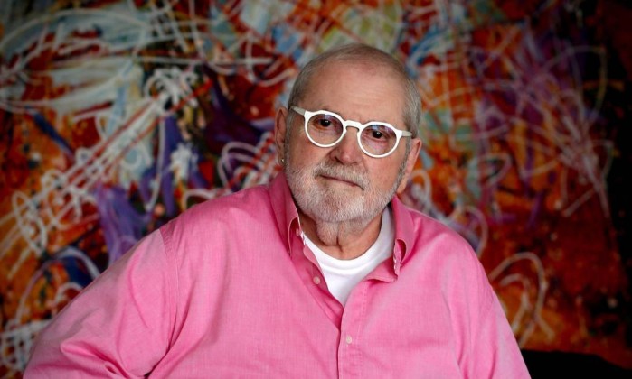 Jô Soares renova contrato com a Globo, mas tira ano sabático