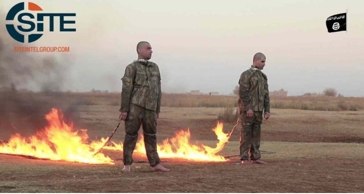 Estado Islâmico divulga vídeo que mostra dois soldados turcos queimados vivos