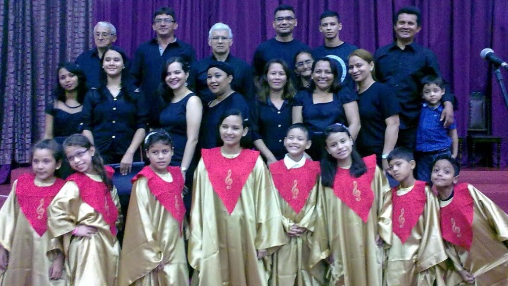 Coral da Igreja Batista é atração em Shopping de Manaus