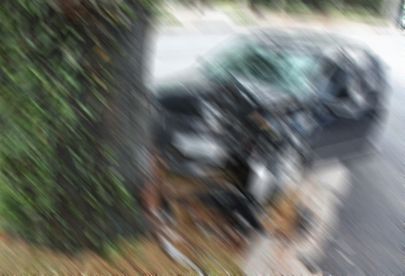 Motorista desgovernado atropela 4 pessoas e mata um criança