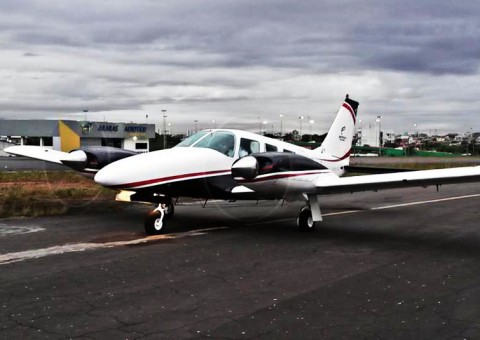 Índios ajudam a resgatar sobrevivente após acidente aéreo no Amazonas
