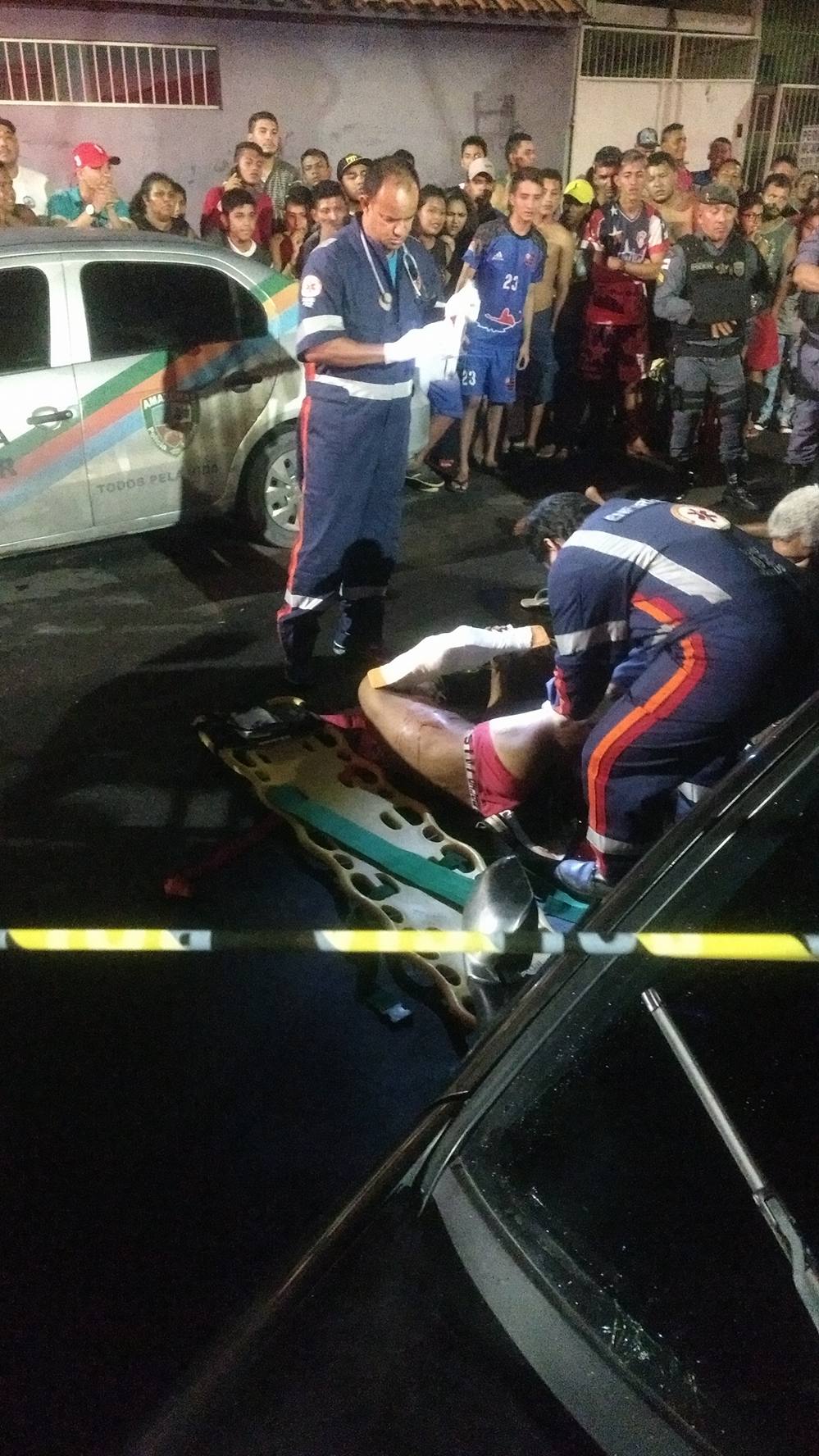 Assaltante é baleado durante troca de tiros com a polícia em Manaus