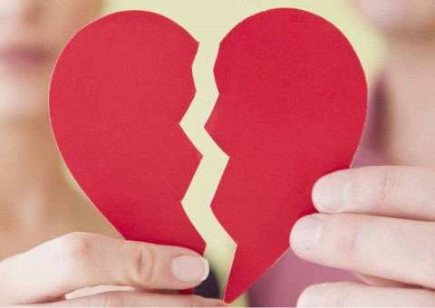 É melhor estar só do que mal acompanhado, comprova estudo 