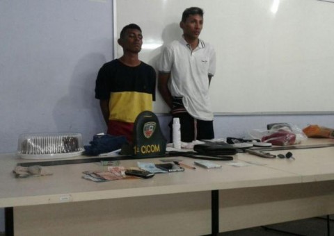 Para ostentar no Natal, trio rouba posto de gasolina em Manaus e se dá mal 