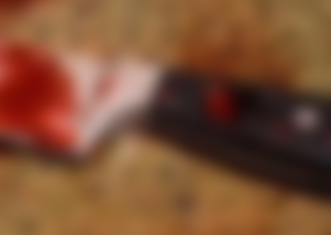 Mulher tortura e mata a própria mãe a facadas no Amazonas