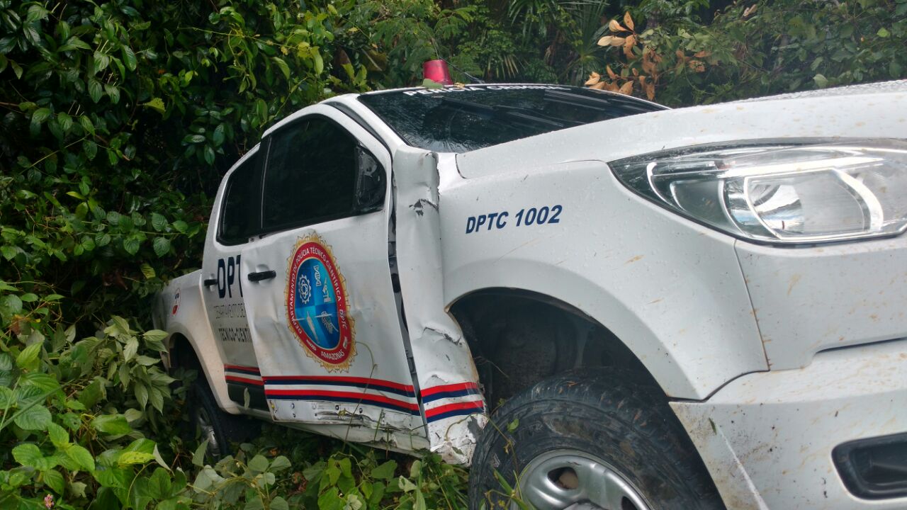 Viatura da Perícia sofre acidente na BR-174